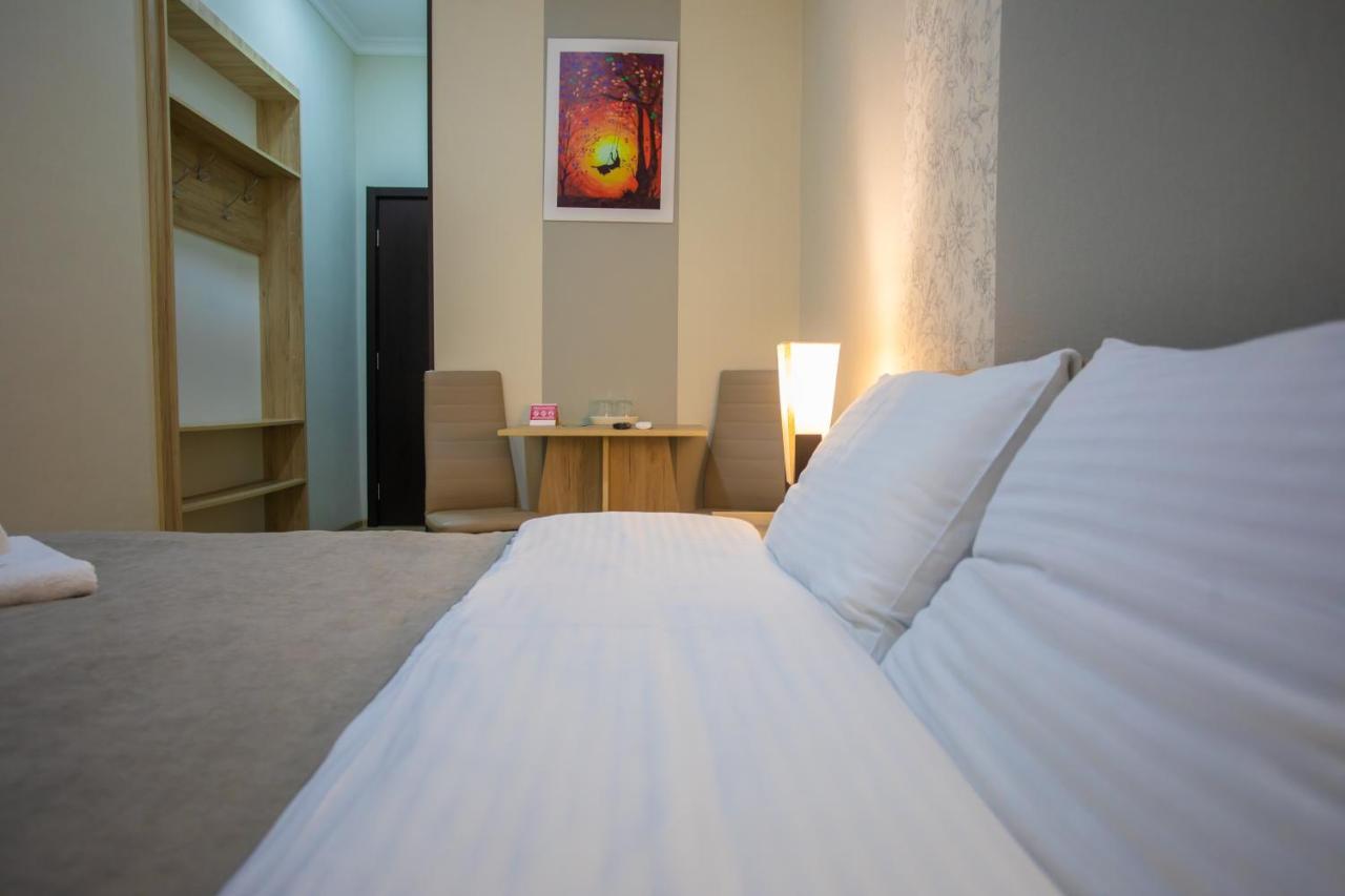 Peradia Hotell Kutaisi Eksteriør bilde